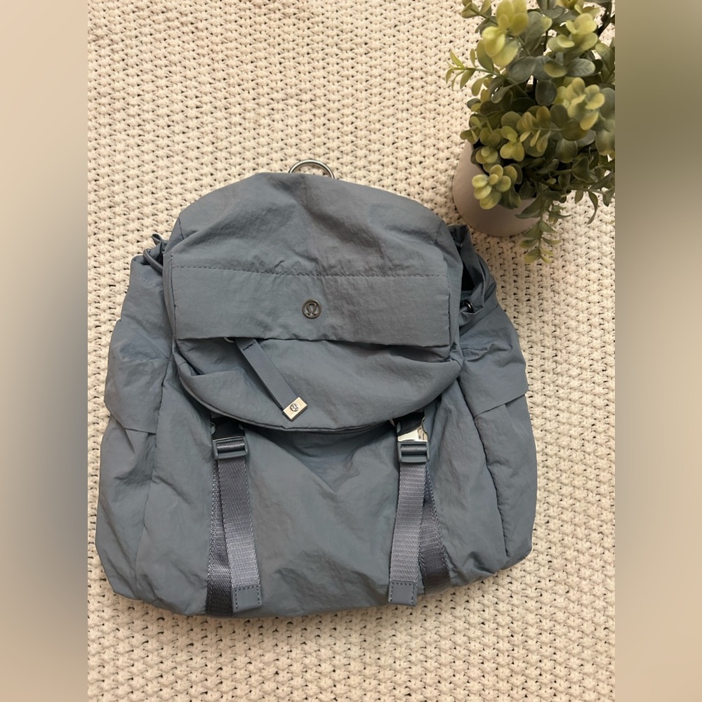 Lululemon Convertible Bag